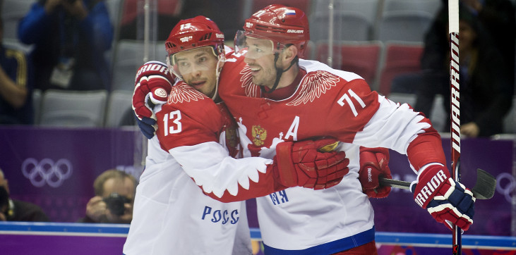 Потолок раздвижной, дверь скрипучая…