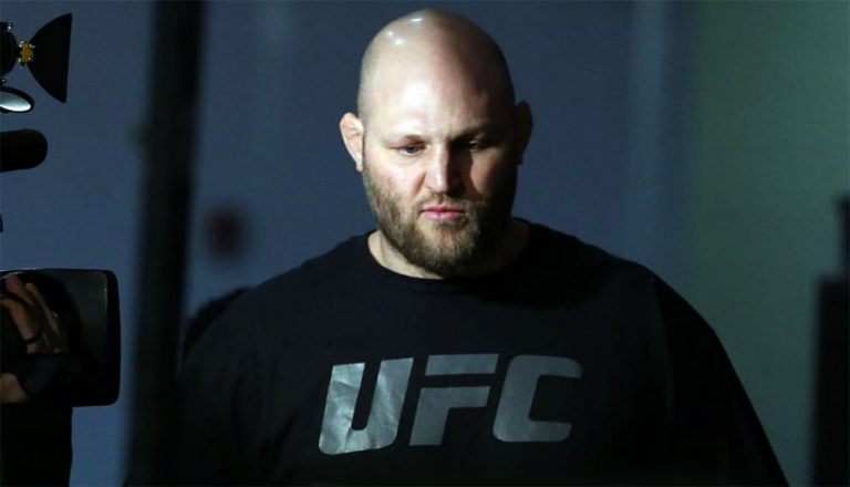 Бен Ротвелл уволен из UFC, бой с Александром Густафссоном отменен