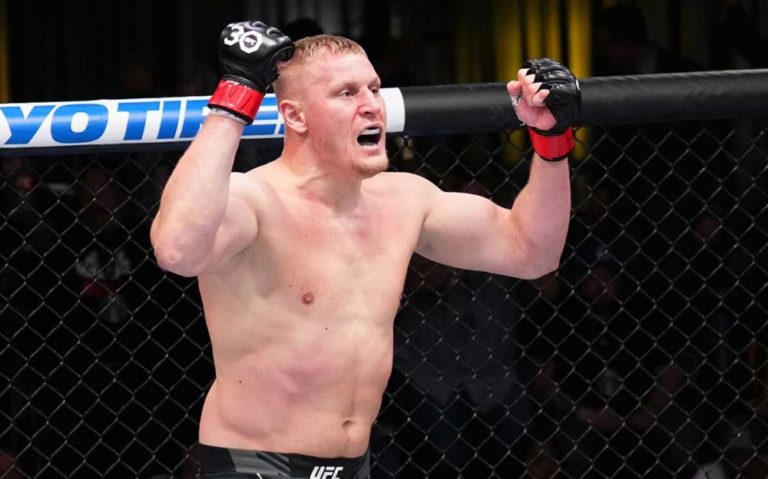 Результаты UFC Fight Night 222: Сергей Павлович нокаутировал Кертиса Блэйдса