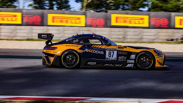 Пилоты AKKodis ASP Team стали чемпионами GT World Challenge Europe Endurance Cup