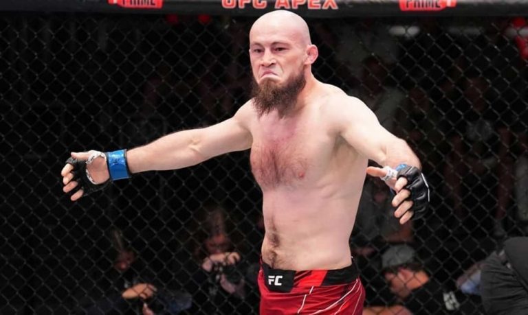 Россиянин Ринат Фахретдинов выступит на турнире UFC в Бразилии