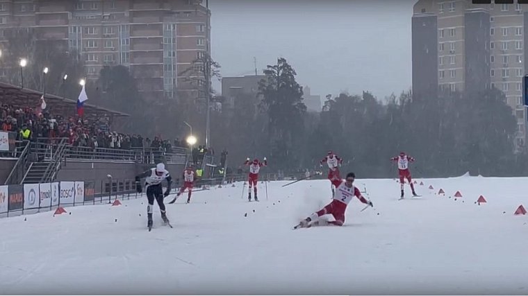 Большунова и Устюгова не накажут за столкновение на Кубке России