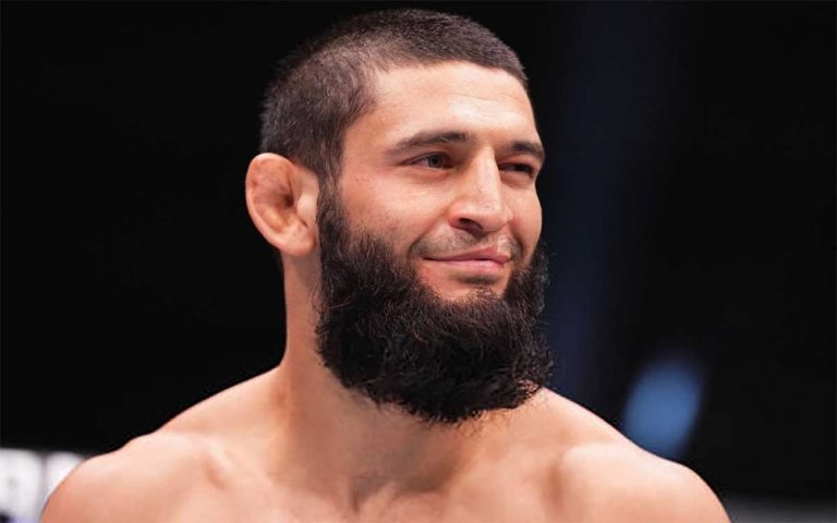 Топовый средневес UFC бросил вызов Хамзату Чимаеву