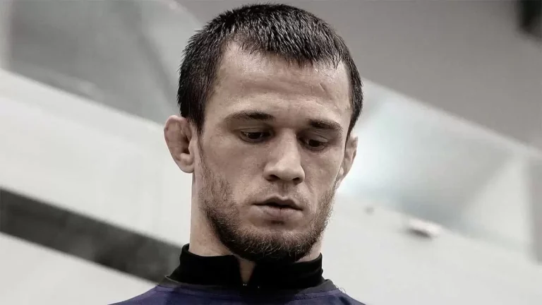 Переход Нурмагомедова в UFC перенесен на два года.