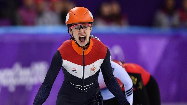 Схюлтинг стала олимпийской чемпионкой на дистанции 1000 метров.