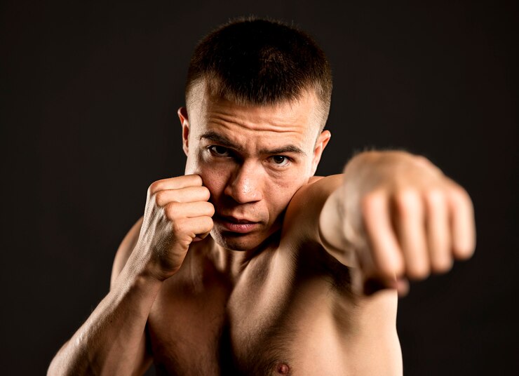 Корнилов прокомментировал победу Махачева на турнире UFC 311