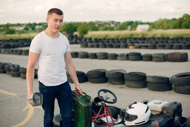 Марк Маркес досрочно завоевал титул чемпиона MotoGP в третий раз за четыре года