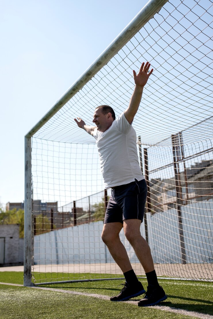 «Коламбус» выбрал вратаря «Красной Армии» Андреянова на драфте НХЛ