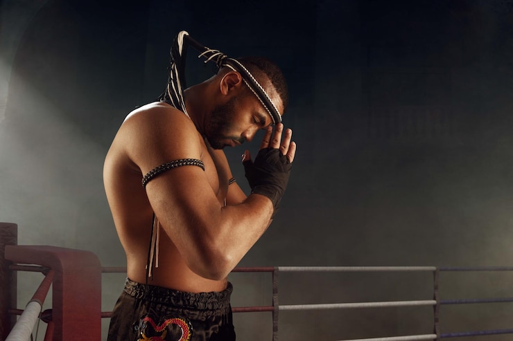 Камару Усман назвал причину поражения Гэйтжи в бою с Холловэем